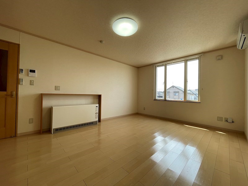 Laule'a9条（ラウレア） その他