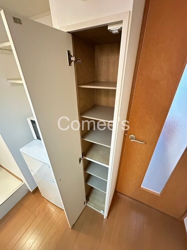 クレール稲田堤 収納