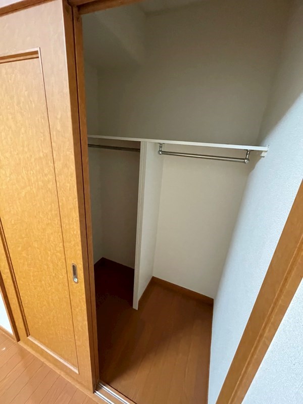 虹 収納