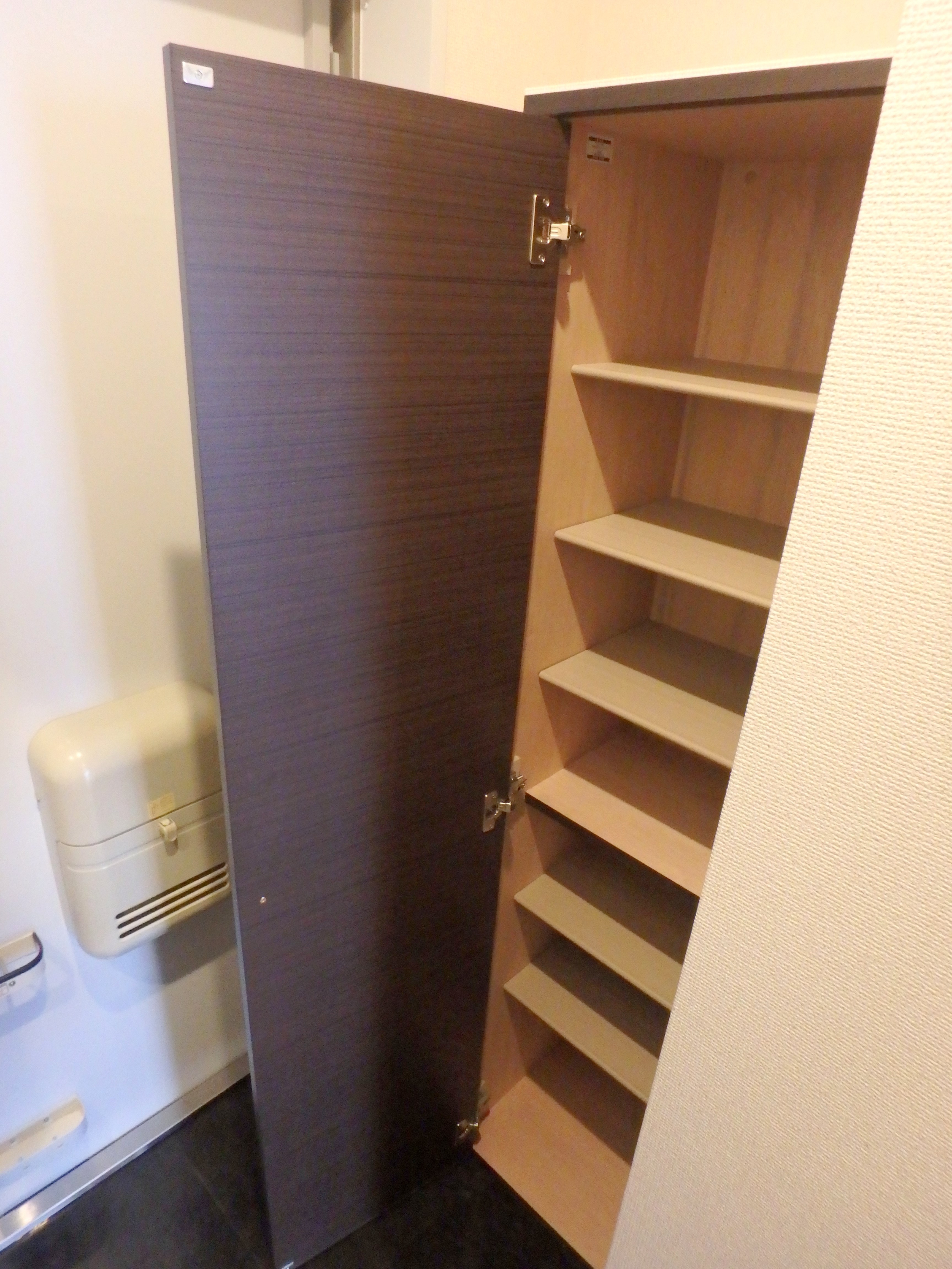 西与野 玄関
