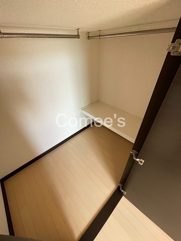 フォレスタ 収納