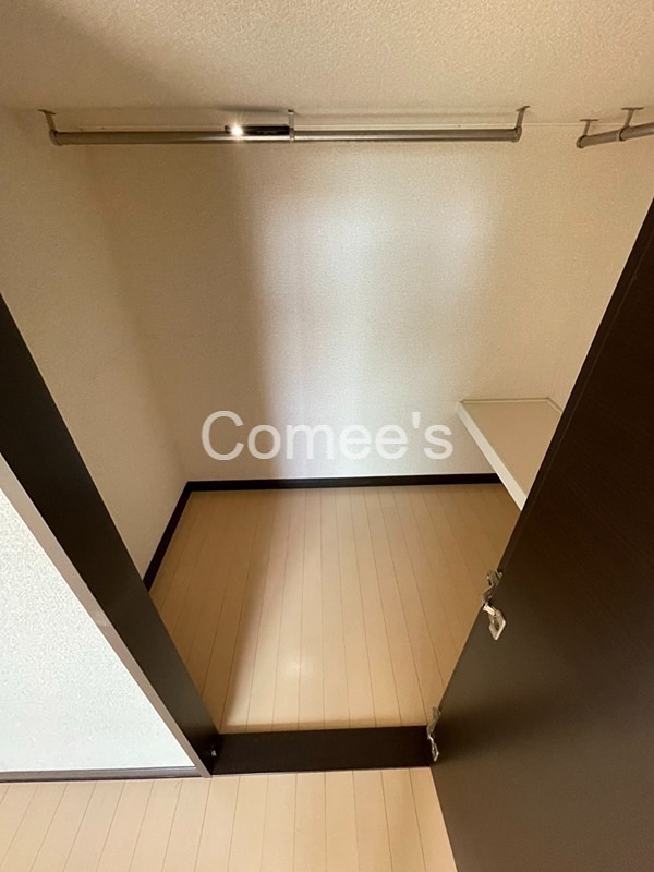 フォレスタ 収納