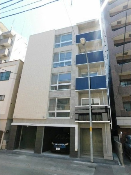 Lunon Sapporo Sta. 外観