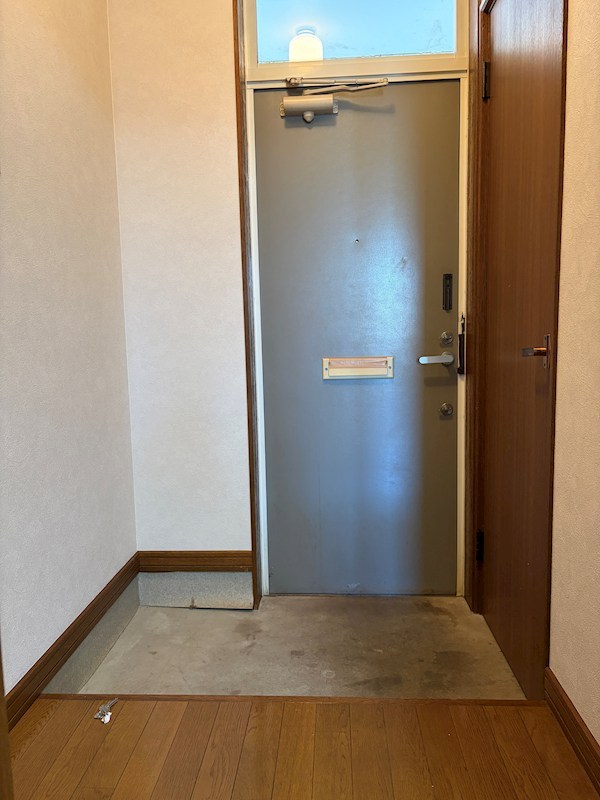 セントラルガーデン9A 玄関