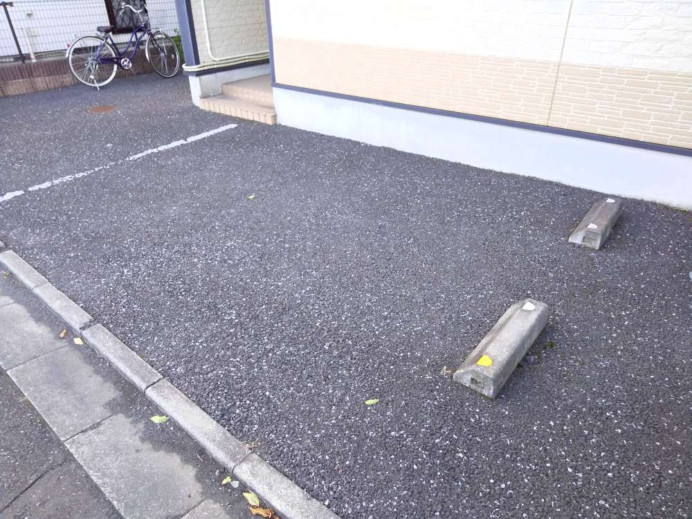 レオパレスクレール岸町 その他4