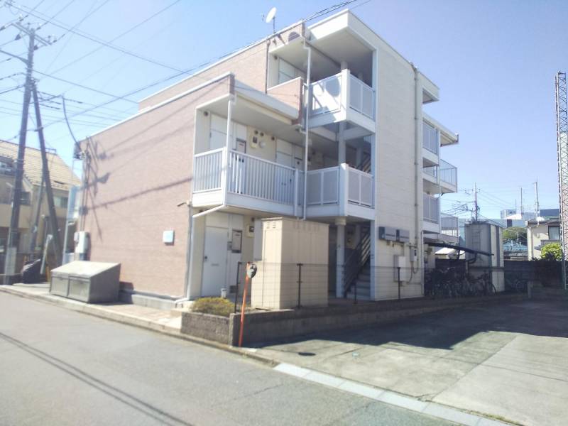 レオパレスブロッサム 103号室 外観