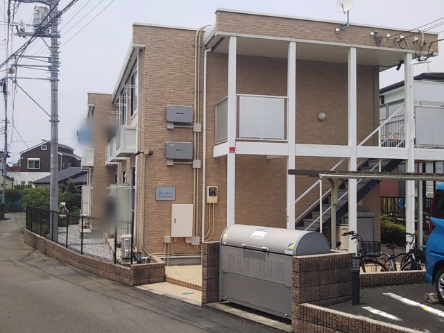 レオパレスフォーエヴァー 201号室 外観