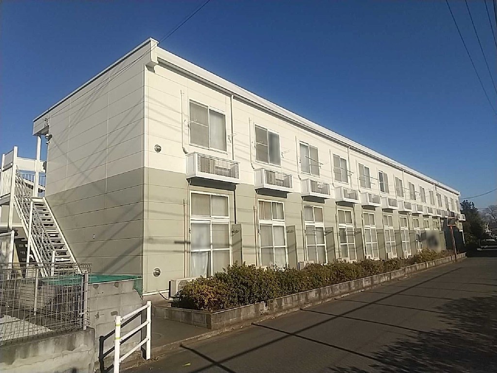レオパレスルースト 213号室 外観