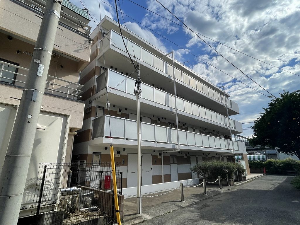 レオパレスハーナ 302号室 外観