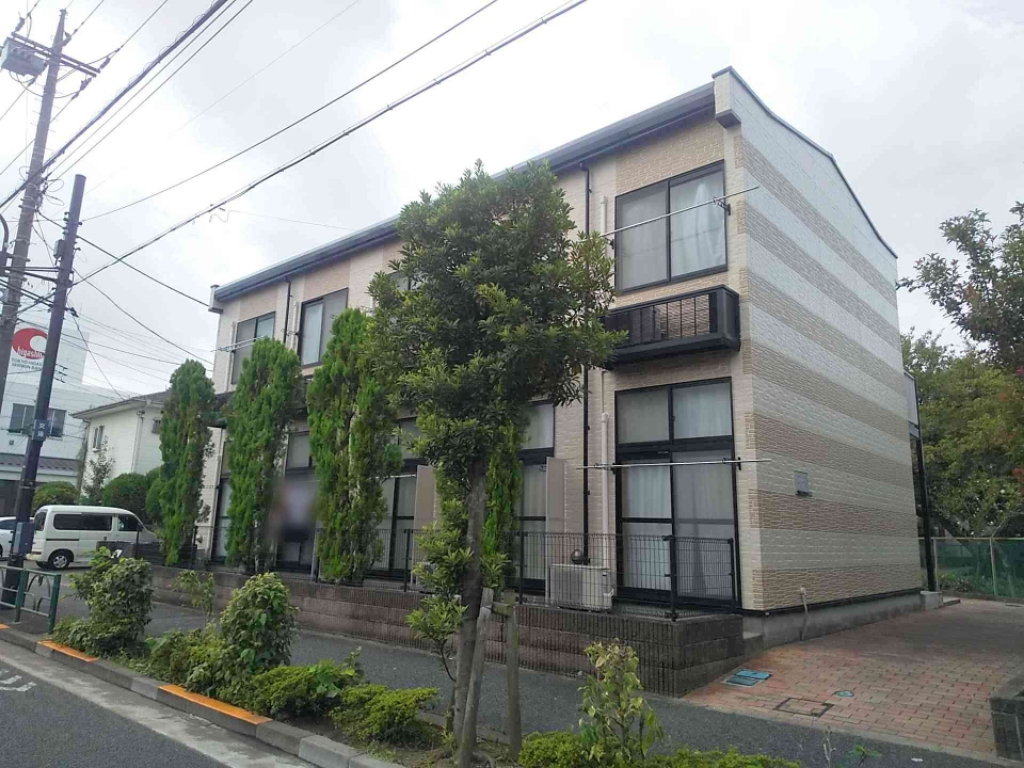 レオパレスレーべンス　シュロス 207号室 外観