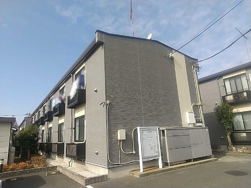 レオパレス山百合 外観写真