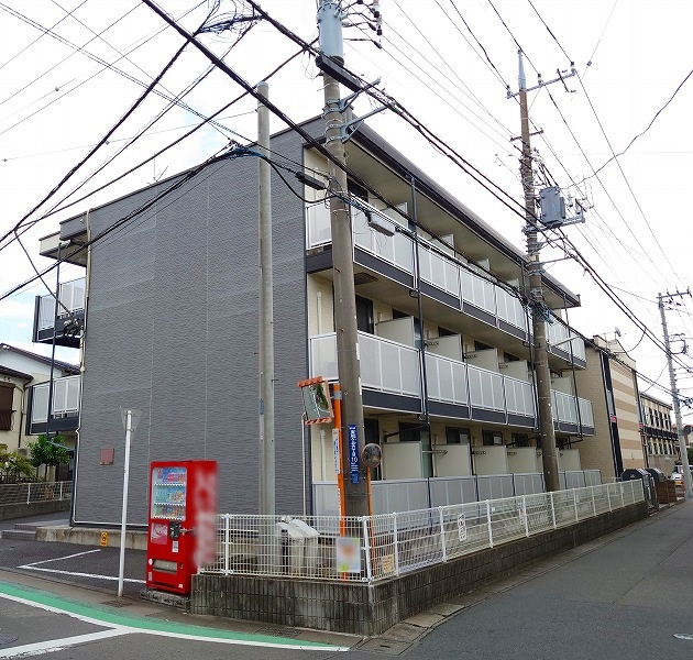 レオパレスＬＡＣＫＹ 203号室 外観