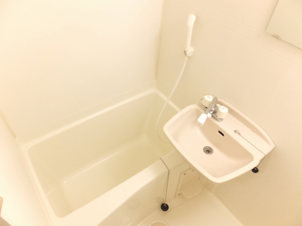 レオパレス横田レジデンス 風呂画像
