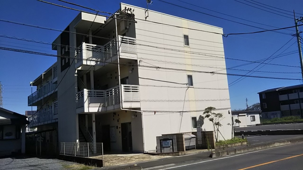 レオネクストコラッジョ 301号室 外観