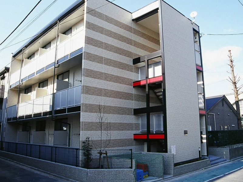 レオパレスウィングトダパーク 301号室 外観