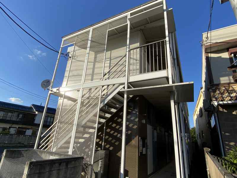 レオパレスジュネス杉戸 204号室 外観