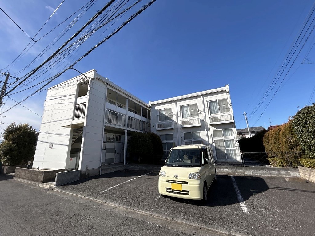 レオパレスひばりヒルズ 108号室 外観