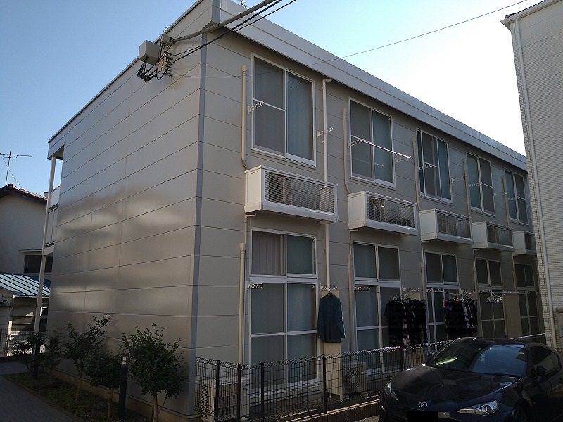 レオパレスレアル 109号室 外観