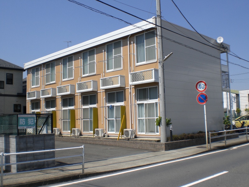 レオパレスエスト 206号室 外観