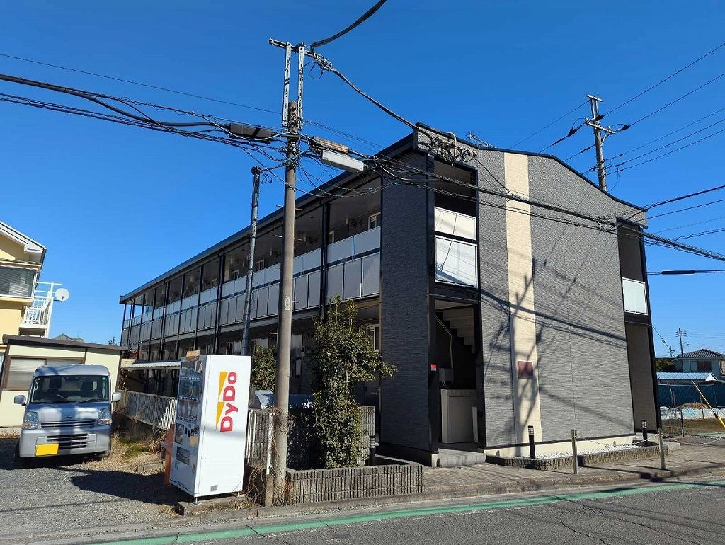 レオパレスかたくり 210号室 外観