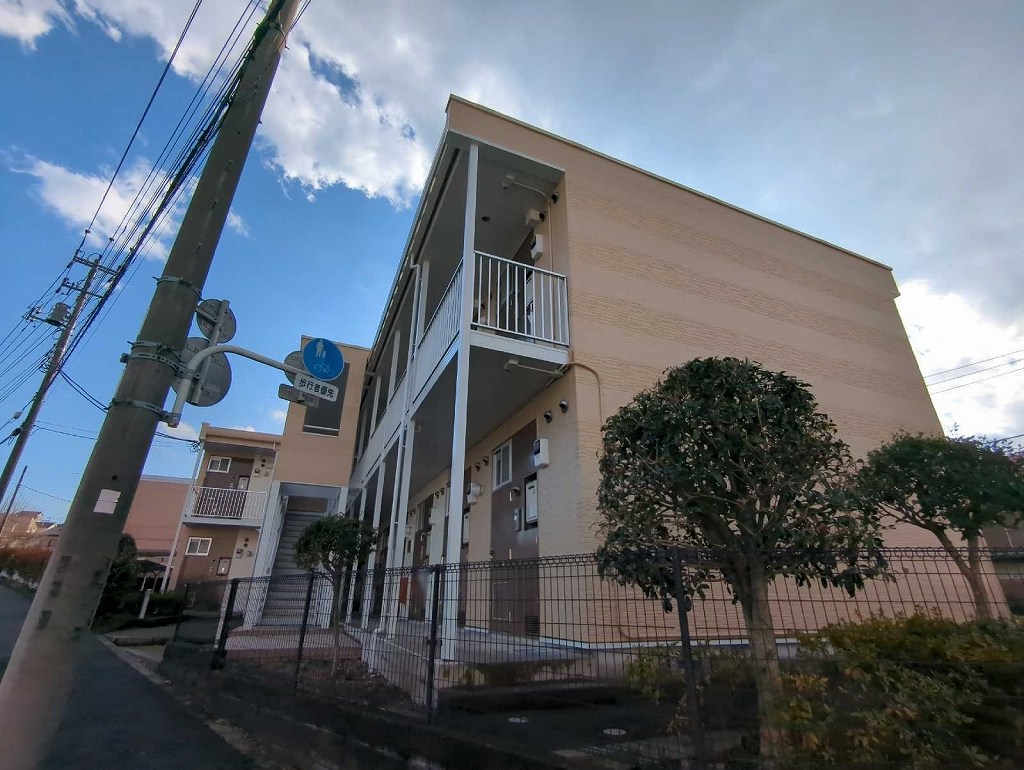 レオパレスジョイフル 206号室 外観