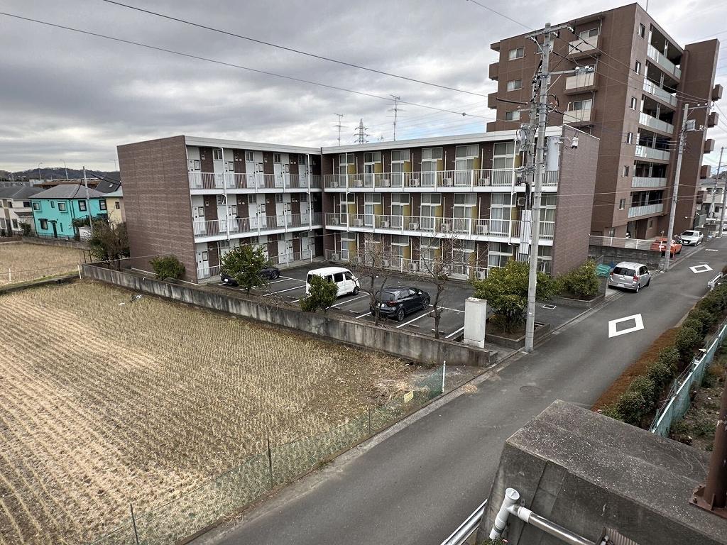 レオパレスグランパルク小柳 215号室 外観