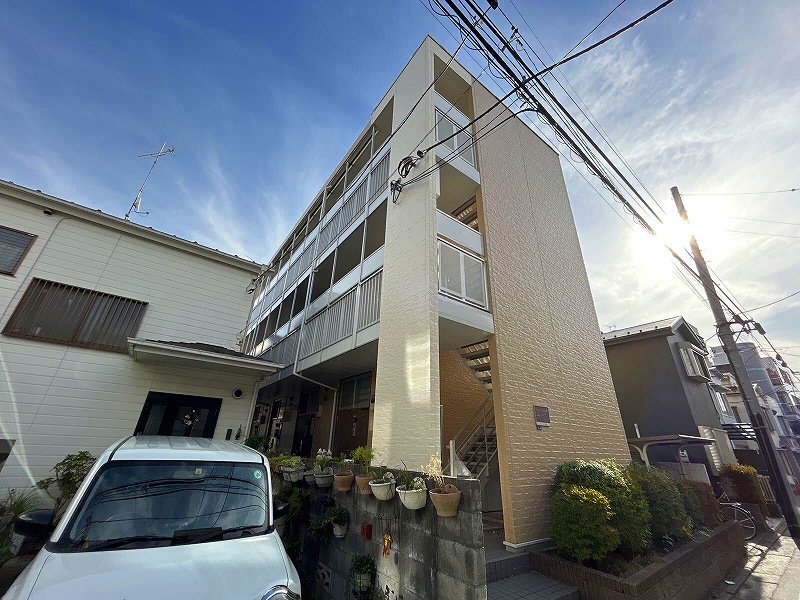 レオパレスクレスト笹塚 103号室 外観