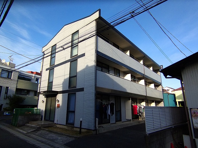 レオパレスルミエール 201号室 外観