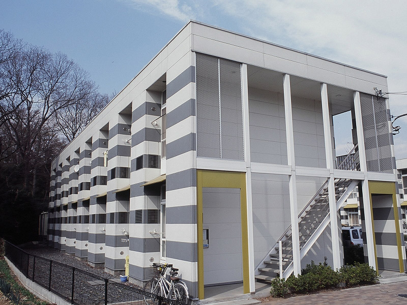 レオパレスアムールＢ 201号室 外観