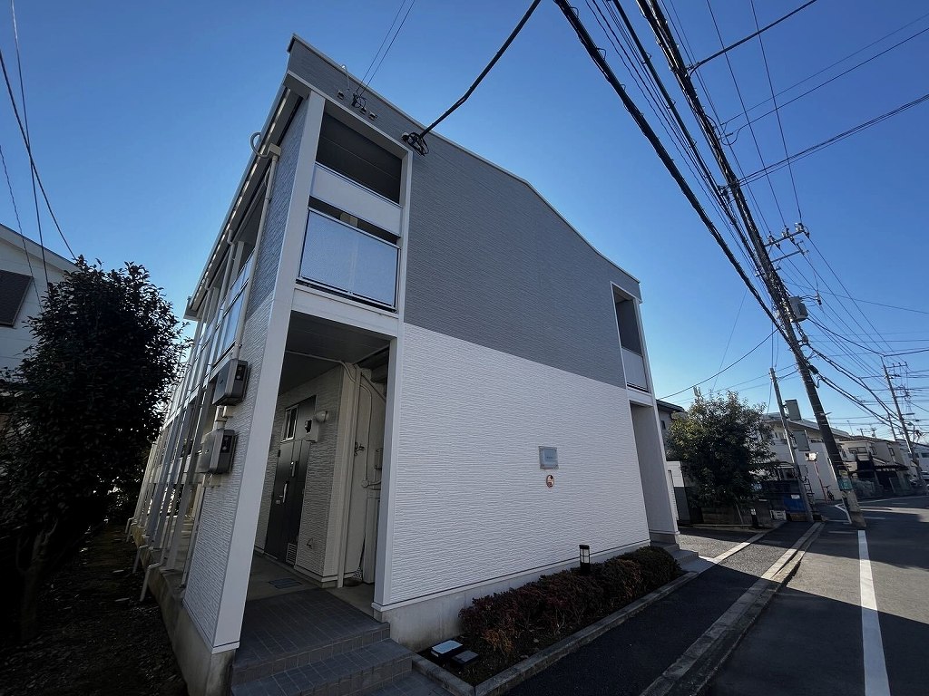 レオパレスクレスト 202号室 外観