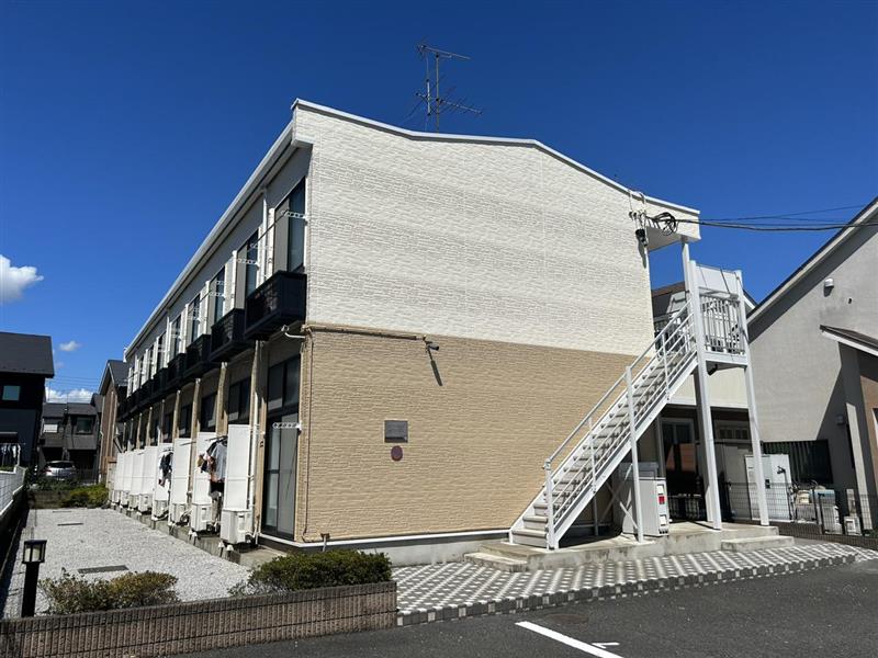 レオパレスサンフラワー 201号室 外観