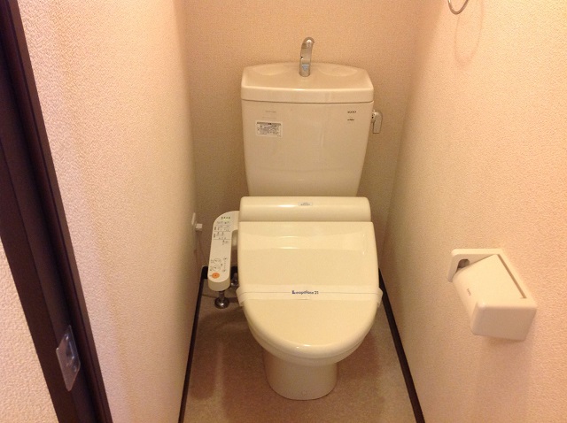 レオパレスヴェラ　コート その他4