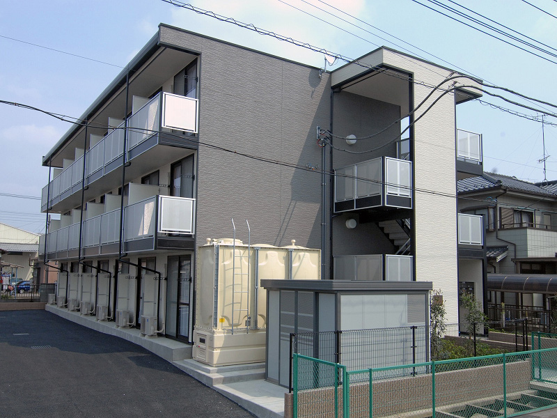 レオパレスリバーサイド天神 106号室 外観