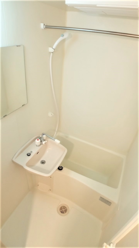レオパレス若柳 風呂画像