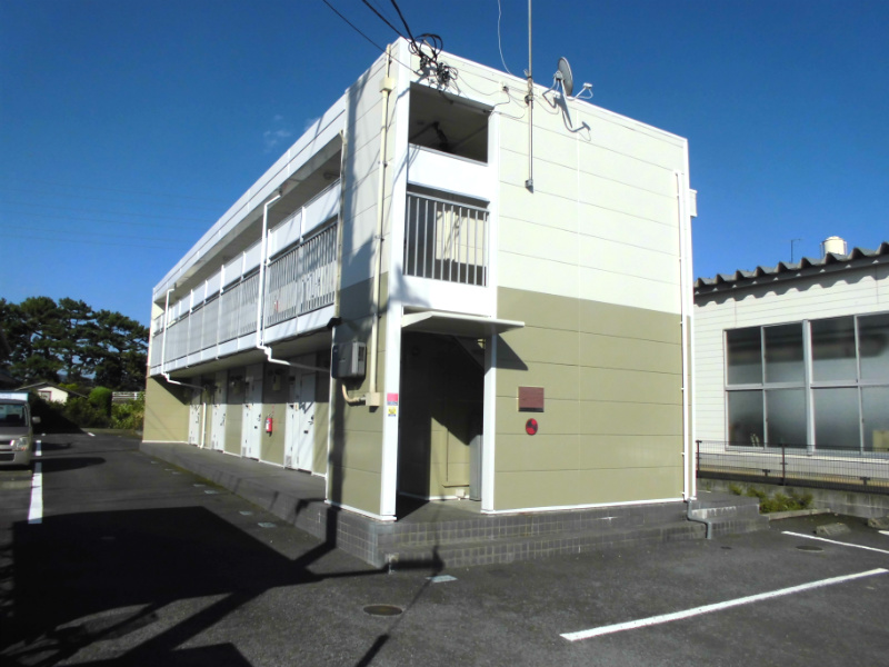 レオパレスエル 201号室 外観