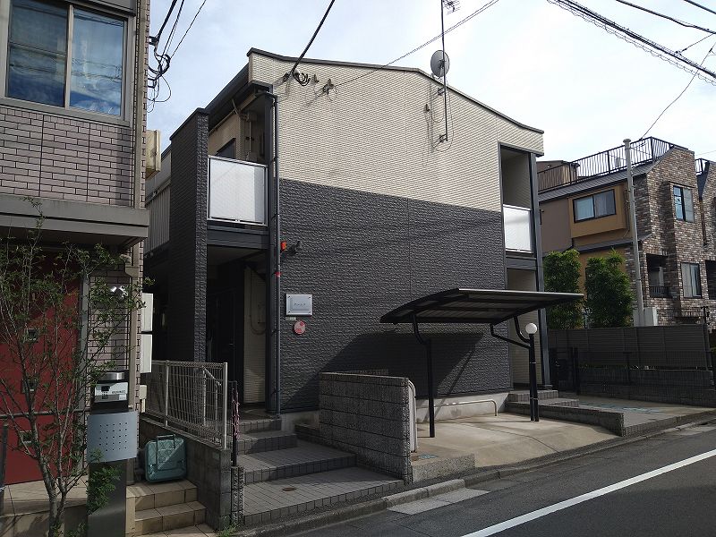 レオパレスグレシア 204号室 外観