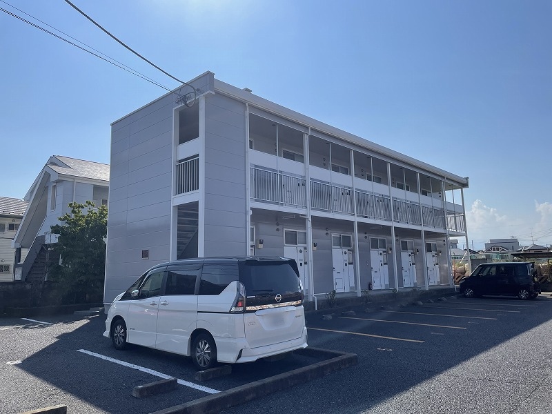 レオパレスクレインパインⅡ 206号室 外観