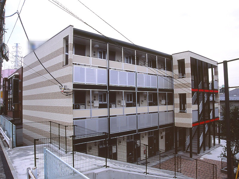 レオパレス戸塚踊場 305号室 外観