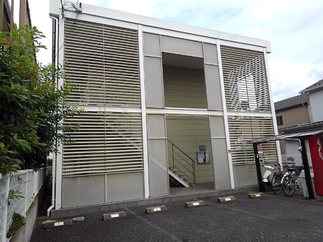 レオパレスほうれんそう２号館 203号室 外観