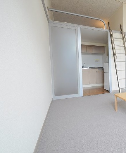 レオパレスほうれんそう２号館 リビング