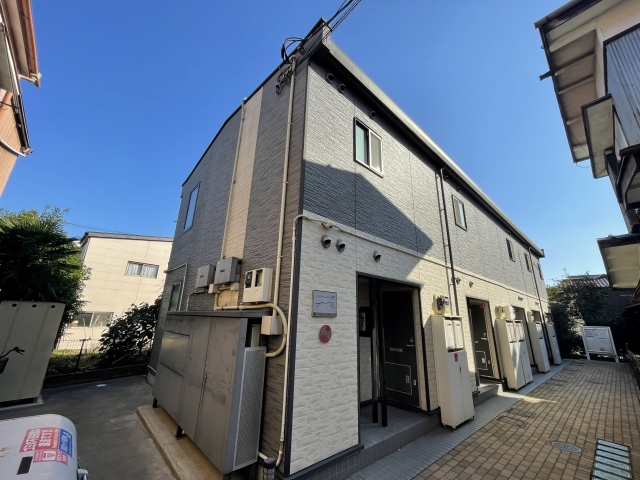 レオパレスフルール 204号室 外観
