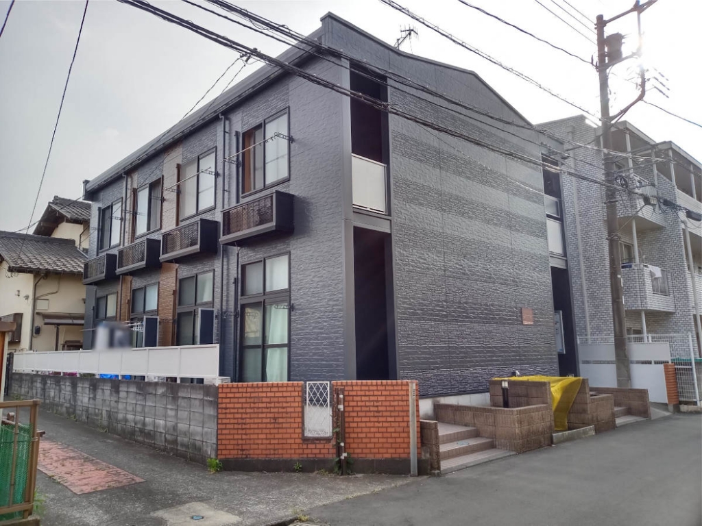 レオパレス髙田アパルトマン 203号室 外観