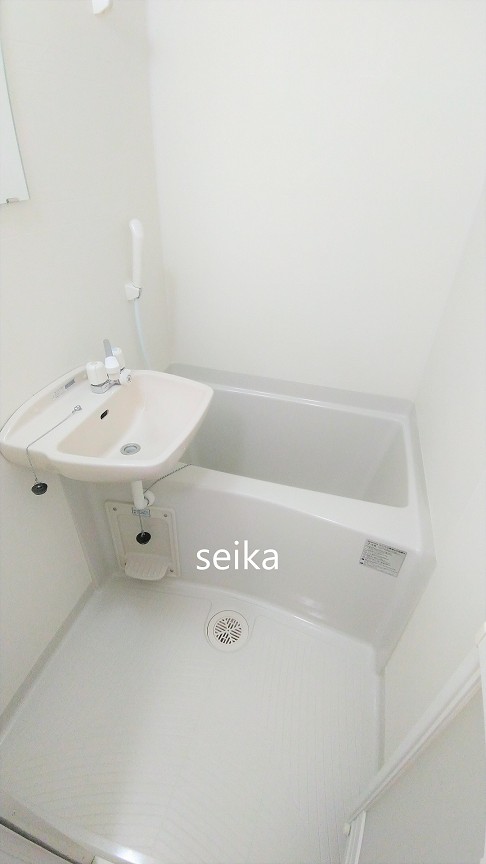 レオパレストリノ 風呂画像