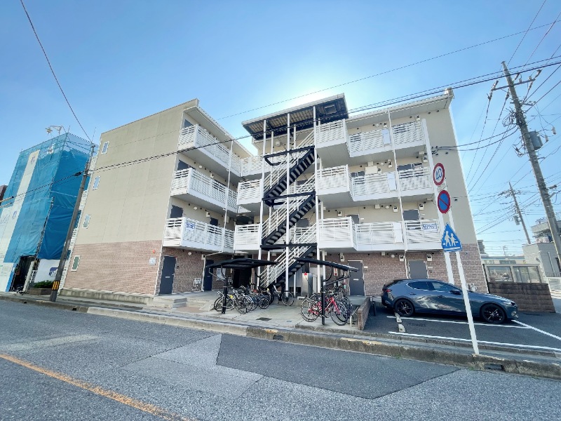 レオネクストラグレージュⅡ 101号室 外観