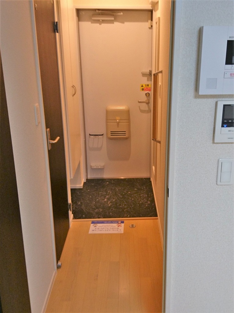 ミランダほほえみ 玄関