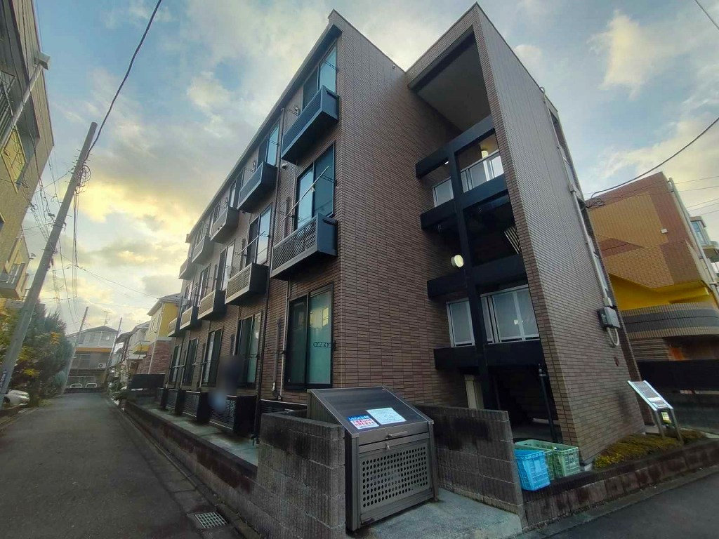 レオパレスホーヤ　Ⅱ 204号室 外観