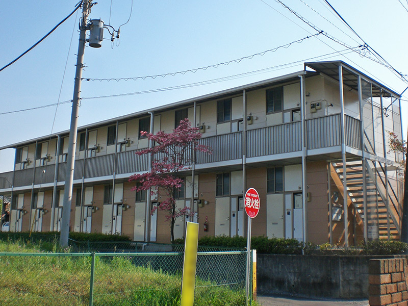 レオパレス桜ヶ丘 106号室 外観