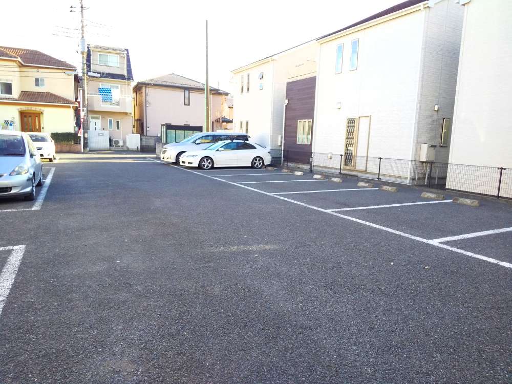 レオパレストラオム その他5