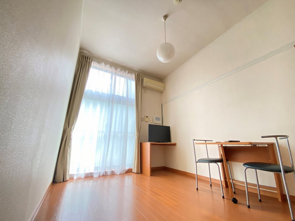 レオパレストラオム その他7