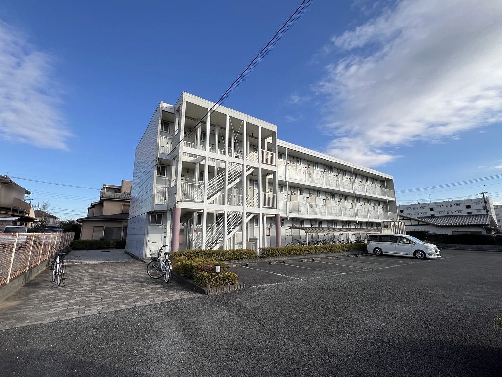 レオパレストリド 207号室 外観